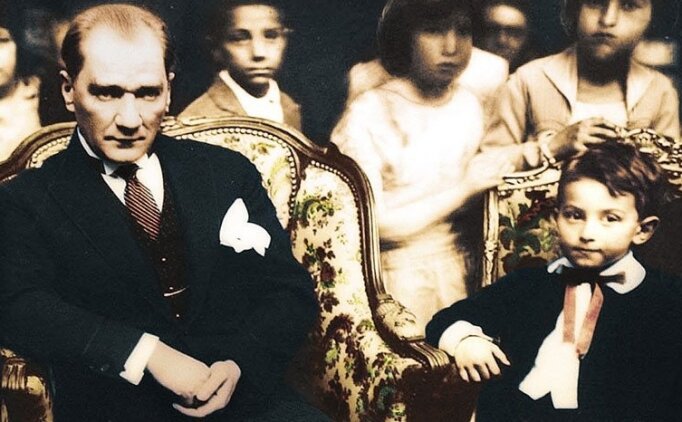 Mustafa Kemal Atatürk Cumhuriyet ciddi bakış çocuk 23 nisan
