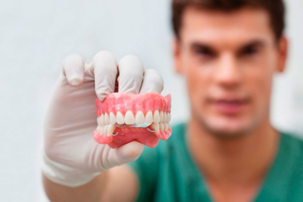 Diş Protez Teknolojisi DGS Geçiş Bölümleri Nelerdir 