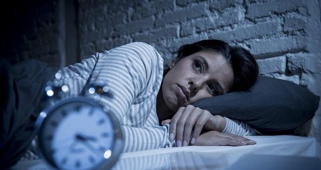 uykusuzluk nedir? uykusuzluk neden olur? hızlı uyuma yöntemleri