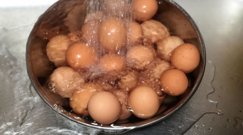Yumurta yıkanıp mı tüketilir yıkanmadan mı