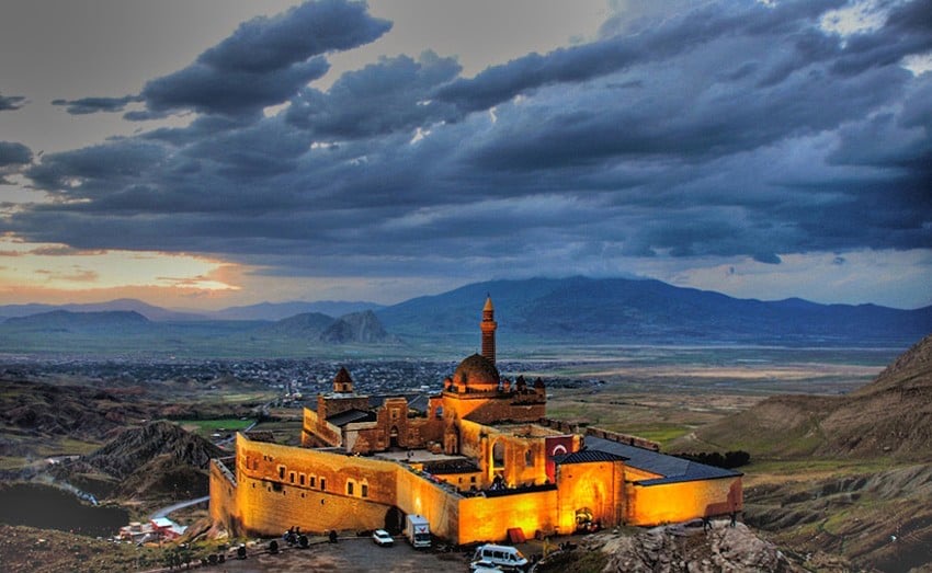 Ağrı bölgesinden en güncel bilgilere ulaşmak isteyenler için bu platform,