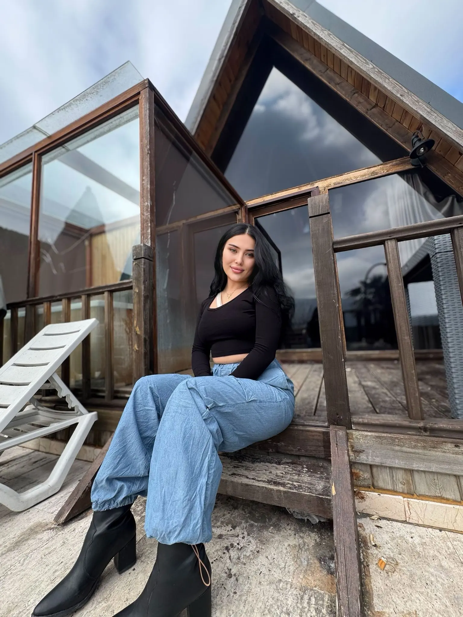 Genç girişimci Açelya Ünal, çikolata severlere hem tatlı bir deneyim