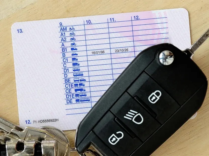 Bursa sürücü kursu arayanlar için Tanıdık Sürücü Kursu, profesyonel eğitim