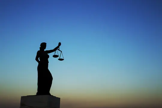 Hukuki sorunlarla karşılaştığınızda, doğru ve güvenilir bir avukat bulmak hayati