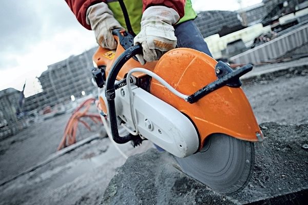 Beton kesme makinesi ve asfalt kesme makinesi gibi ürünleriyle Üsfen