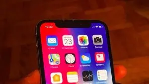Ümraniye’de iPhone 14 Pro Max model bir telefon cebinde alev