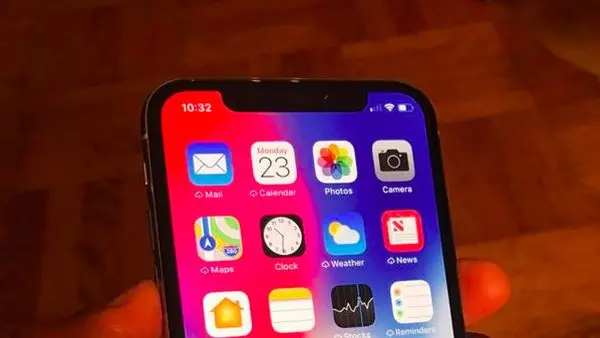 Ümraniye’de iPhone 14 Pro Max model bir telefon cebinde alev