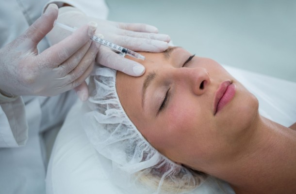 Estetik dünyasında her geçen gün daha fazla kişi, doğallığını koruyarak