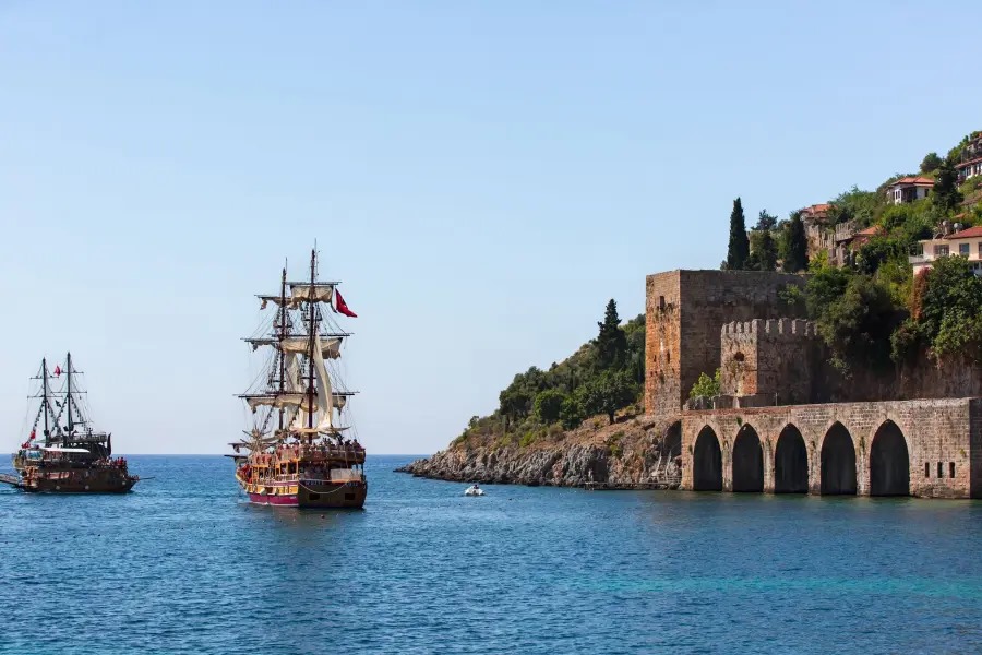 Alanya, with its golden beaches and turquoise horizons, beckons with
