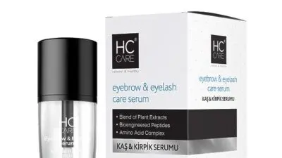 Gözler, yüzün en dikkat çekici noktasıdır. Güçlü, dolgun kaşlar ve