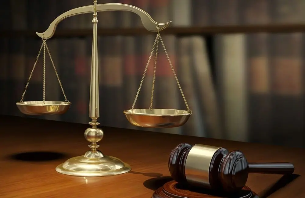 İzmir’de hukuki süreçlerde karşılaşılan zorluklar, özellikle aile ve ceza davalarında