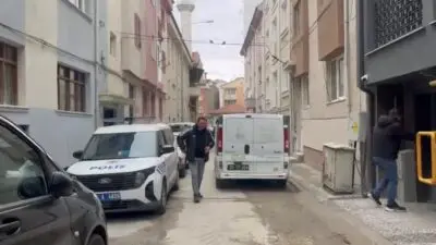 Eskişehir’in Mahmure Mahallesi Ertuğrul Sokak’ta 43 yaşındaki H.Ç. isimli kişi