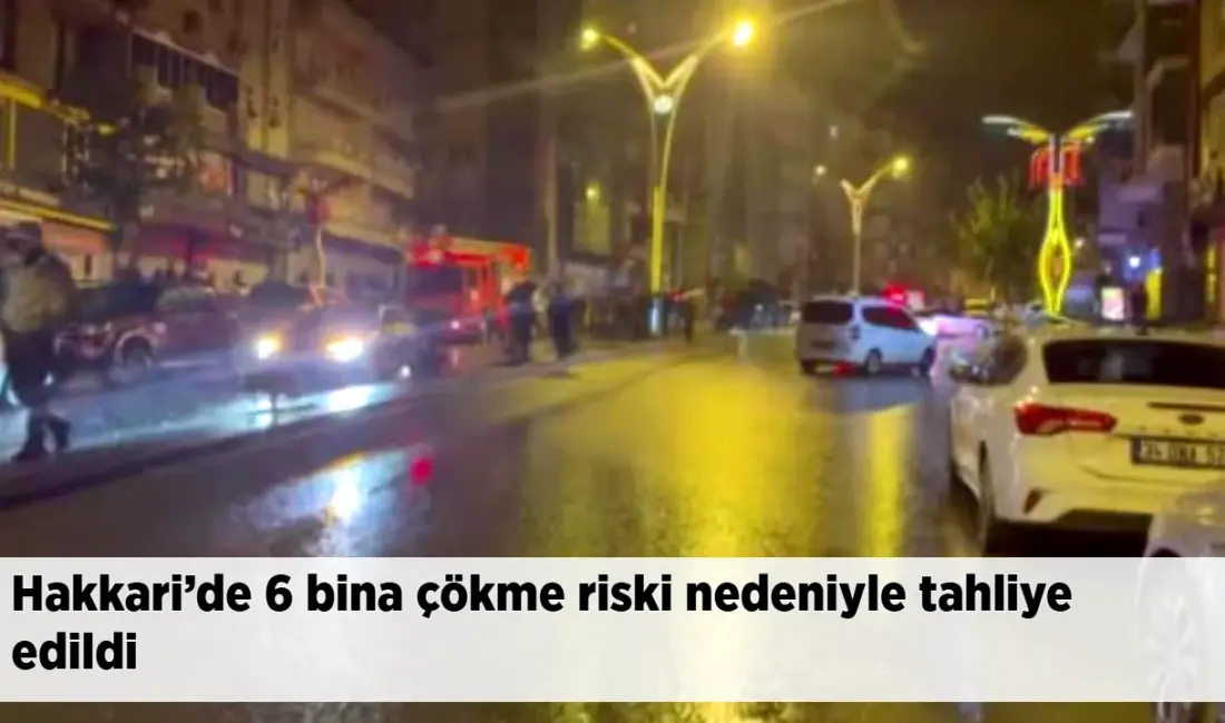 Olay yerinden aktarılan detaylara göre, Vatandaşlar güvenlik gerekçesiyle Öğretmenevi’ne yerleştirildi.