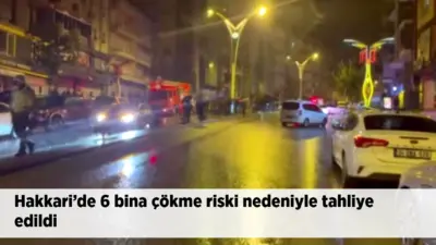Olay yerinden aktarılan detaylara göre, Vatandaşlar güvenlik gerekçesiyle Öğretmenevi’ne yerleştirildi.