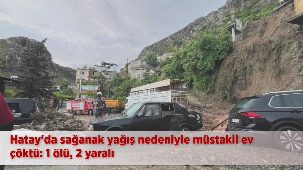 İlk bilgilere göre, Enkaz altından kurtarılan 3 kişiden biri, kaldırıldığı