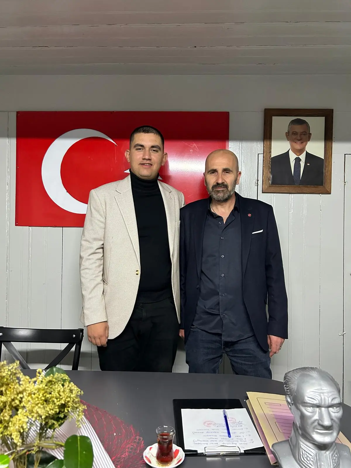 Bilecik’in Pazaryeri ilçesinde YENİ Parti Pazaryeri İlçe Başkanı Emirhan Yağan